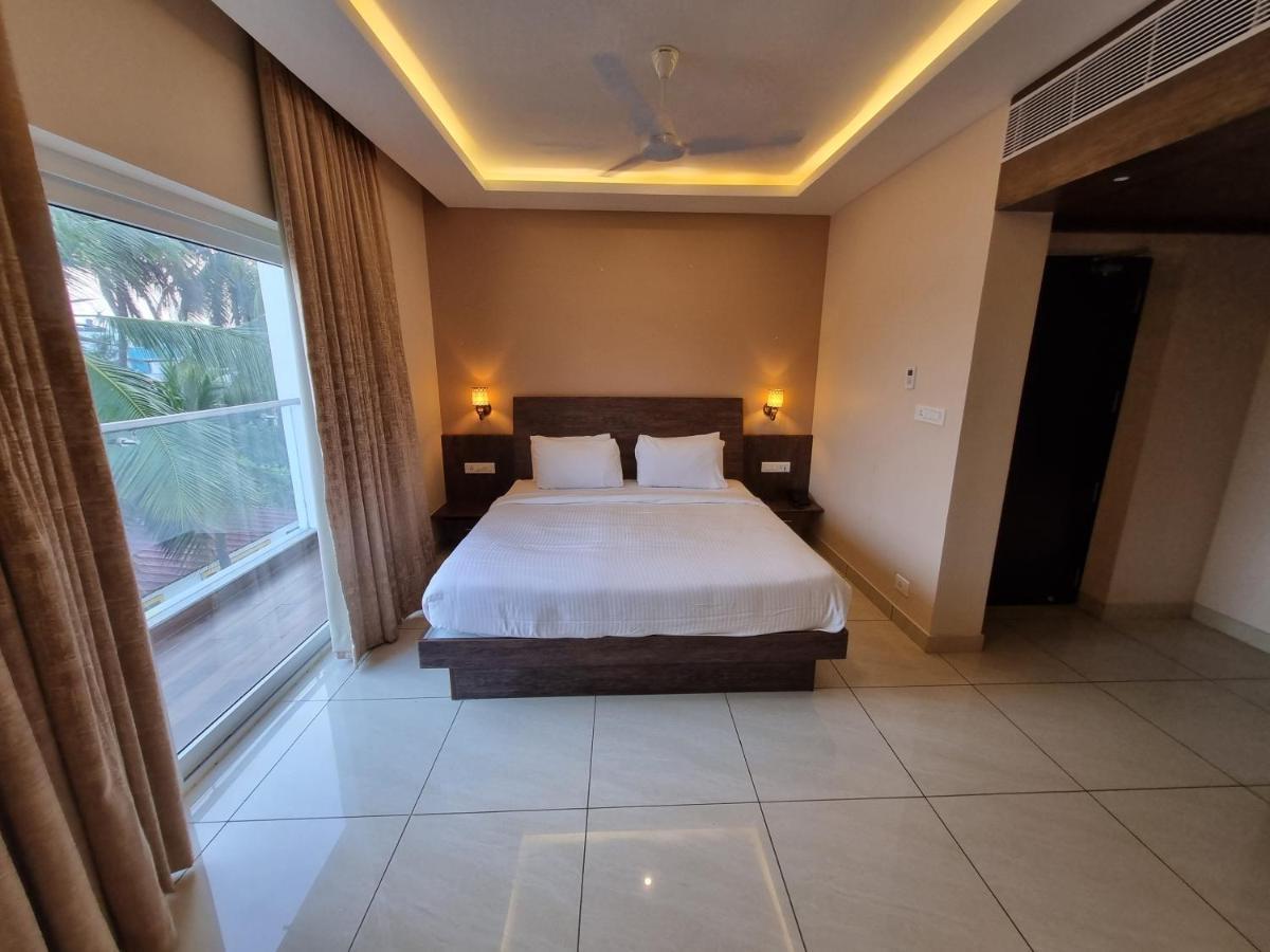 Hotel Plutus Residency Auroville Zewnętrze zdjęcie